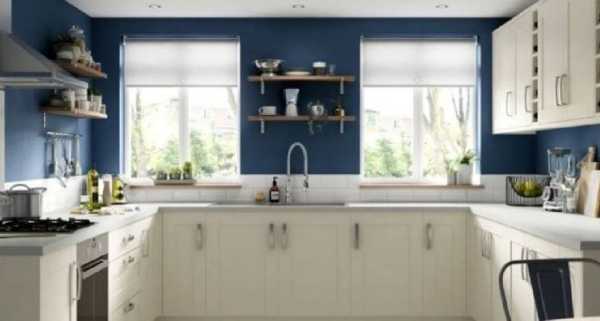 वास्तूशास्त्राच्या नियमाप्रमाणे घरातील सदस्यांना किचनमधून सकारात्मक उर्जा मिळत असते. किचन म्हणजे अन्नपूर्ण देवीचे स्थान आहे असे मानले जाते. त्यामुळेच किचन नेहमी साफ आणि स्वच्छ ठेवायला हवे असे सांगितले जाते.