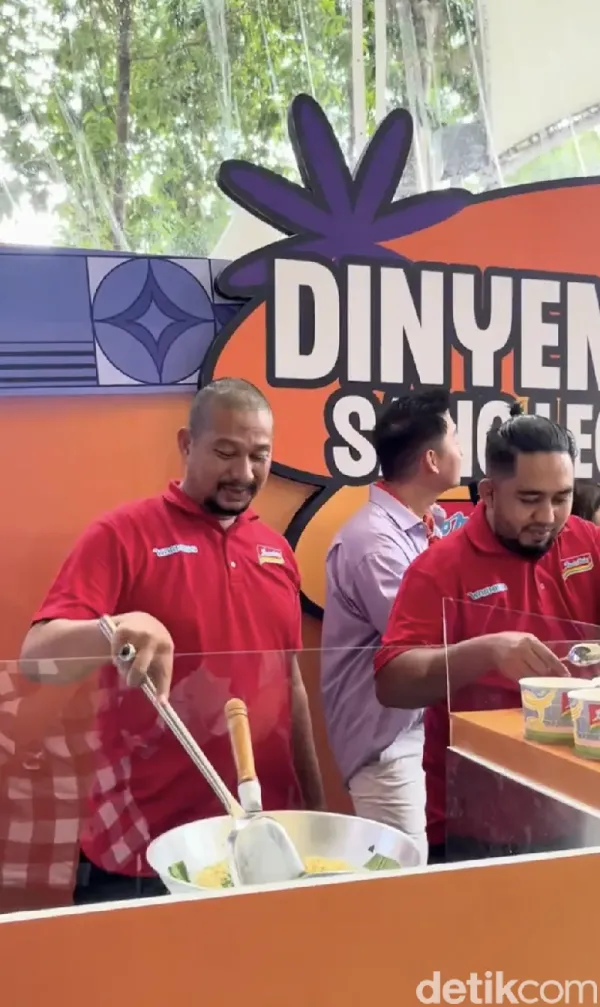 Indomie Gandeng Dua Legenda Warmindo untuk Varian Mi Nyemek