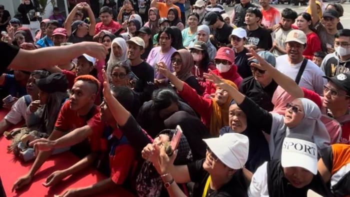 Lelang HP, Lomba Mewarnai & Karaoke Anak Ramaikan Grand Opening Super Dazzle Magelang 3