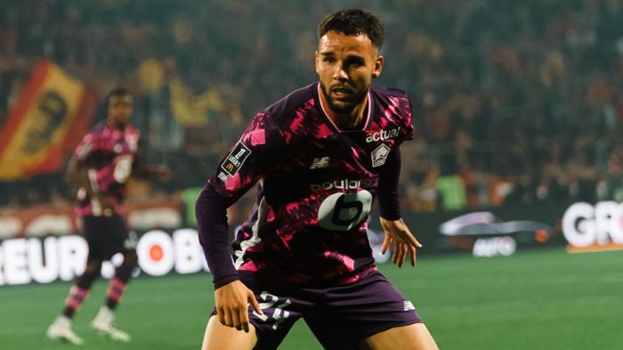 ABROAD VERDONK - Penampilan debut pemain Timnas Indonesia, Calvin Verdonk, untuk LOSC Lille pada lanjutan pekan ke-5 Liga Prancis 2025/2026 menghadapi RC Lens di Stade Bollaert-Delelis pada Minggu (21/9/2025). <div class=