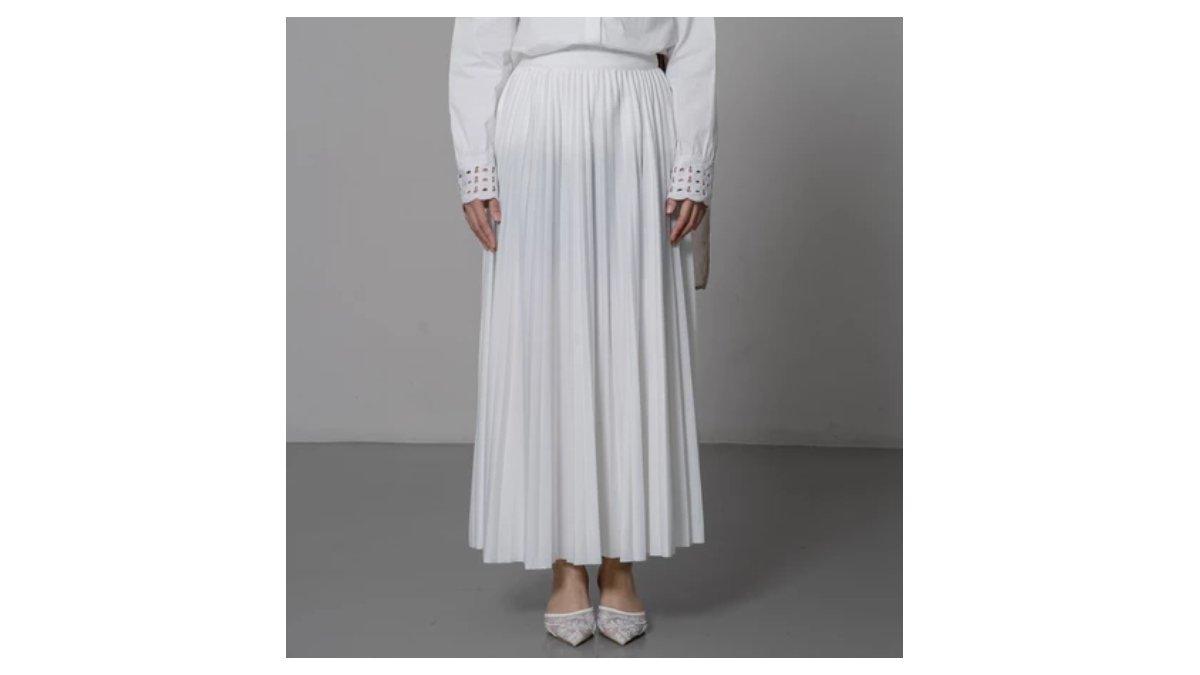 Ilustrasi rekomendasi raya collection This Is April EID Pearson Skirt Rok Maxi Plisket A-Line
