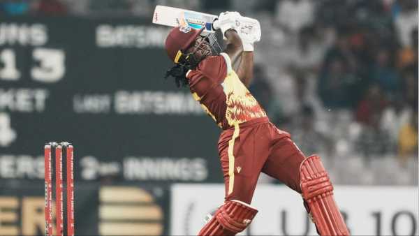 VIDEO: Question on umpire's decision in West Indies match, bat hit the ball and batsman out