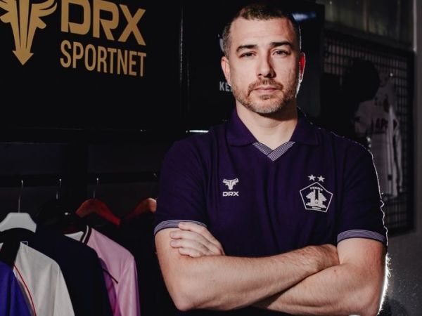 Pelatih Persik Kediri, Marcos Reina.