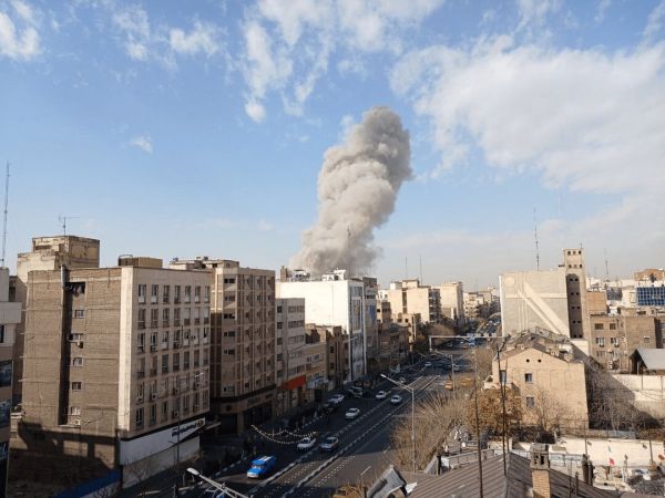 تصاویری از انفجارهای امروز تهران در محدوده خیابان جمهوری