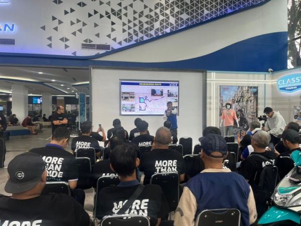 Peserta kegiatan ini terdiri dari konsumen pengguna motor Yamaha, media, blogger hingga vlogger otomotif.