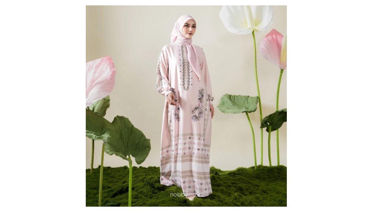 Ilustrasi rekomendasi Nobby Eid Collection Seroja Dress