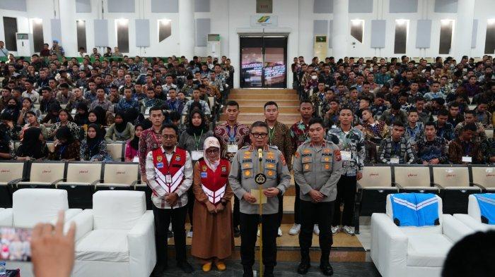 Kapolda Sumut, Komjen Pol Agung Setya Imam Effendi menggelar sidang akhir kelulusan seleksi Bintara dan Tamtama Polri di Auditorium USU, Sabtu (6/7/2024).