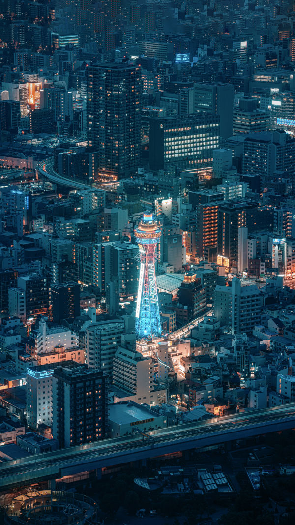 Exploring Tsutenkaku