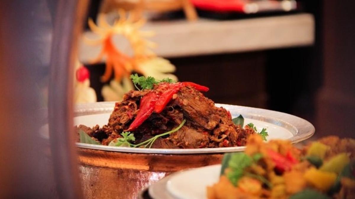 REDTOP Hotel & Convention Center, satu hotel dekat Masjid Istiqlal Jakarta untuk bukber all you can eat.