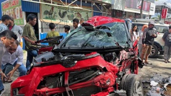 Kecelakaan beruntun lalu lintas (lakalantas) terjadi di Jl Yos Sudarso Kelurahan Talise, Kecamatan Mantikulore, Kota Palu pada Rabu (11/3/2026).