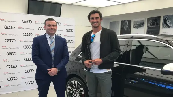 Mitchell Starc Net Worth