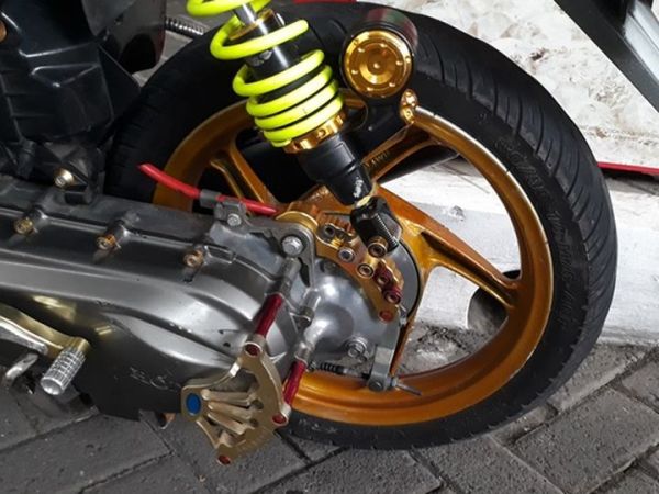 Aplikasi variasi adjustable sok belakang tidak direkomendasikan