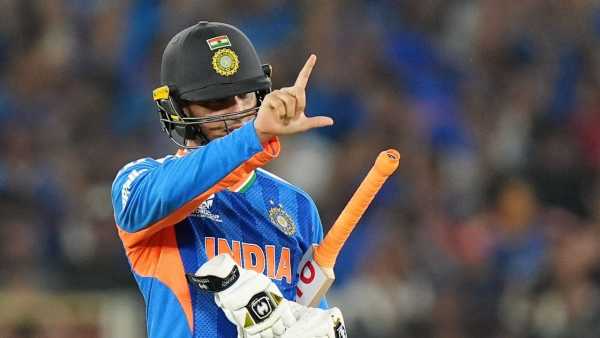 Abhishek Sharma At Vaishno Devi (4)