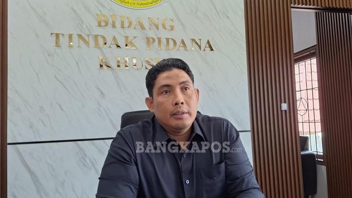 DUGAAN KORUPSI -- Aspidsus Kejati Babel, Adi Purnama, saat ditemui di ruang kerjanya, Senin (16/3/2026).