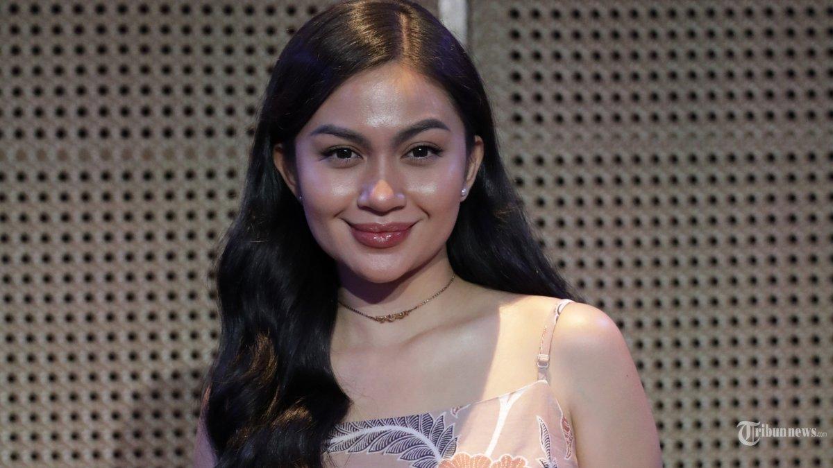 ARIEL TATUM - Artis Ariel Tatum saat konferensi pers di Galeri Indonesia Kaya, Jakarta, Jumat (1/12/2023). 3 alasan Ariel Tatum memutuskan childfree