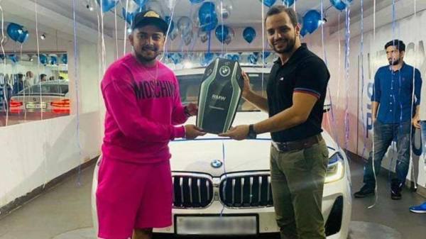 Prithvi Shaw Cars & House