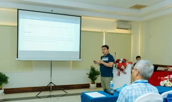 Professor Dao Hai Long speaks at a meeting as part of the International Conference on Mathematics Research and its Applications held at Nguyen Tat Thanh University in HCMC, August 2025. Photo by the university