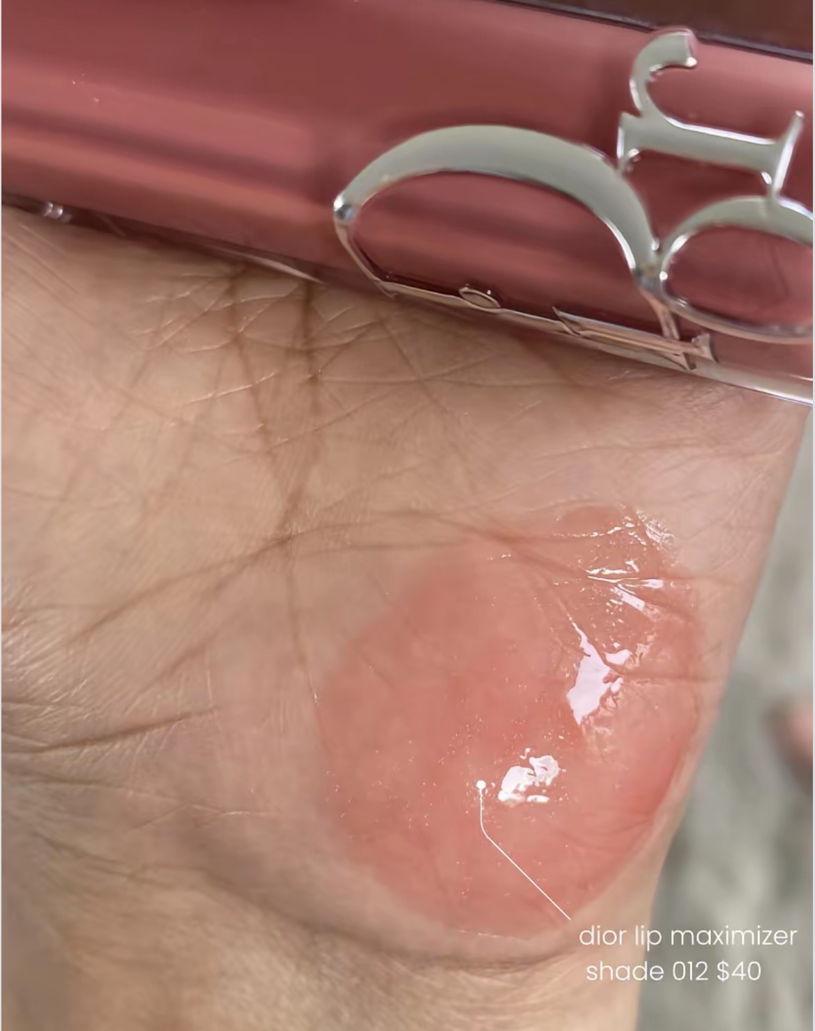 Son môi xuân tươi mới