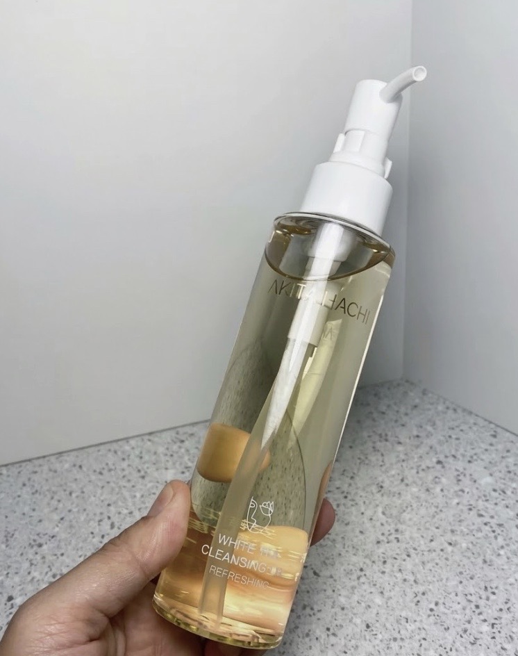 Нежное снятие макияжа