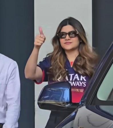 Aditya Birla Group-led consortium buys RCB for ₹16,660 crore Aditya Birla Group-led consortium buys RCB for ₹16,660 crore