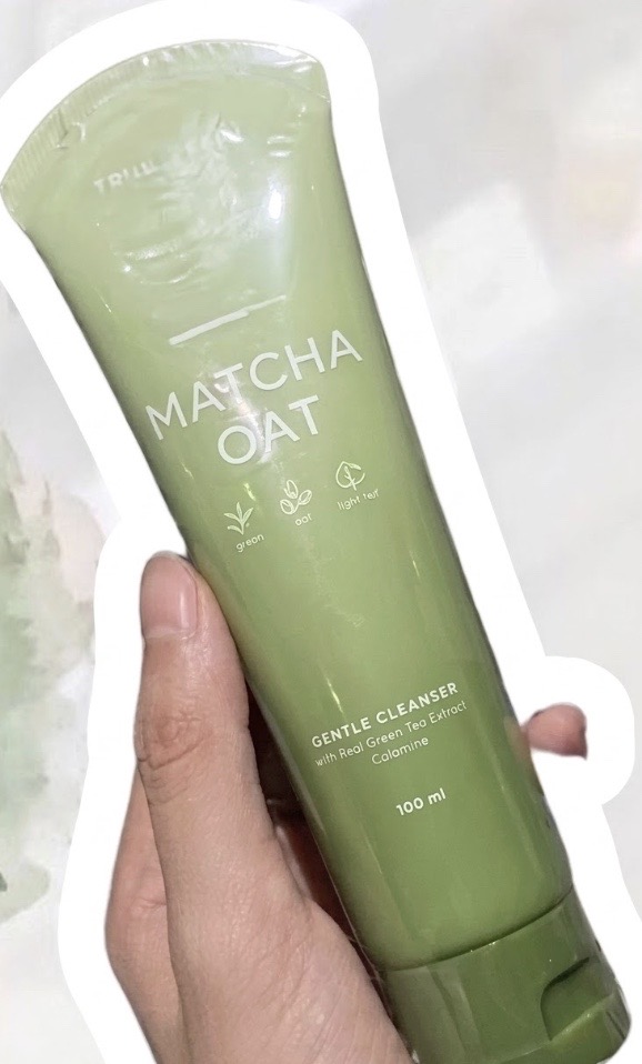 Sữa rửa mặt dịu mụn