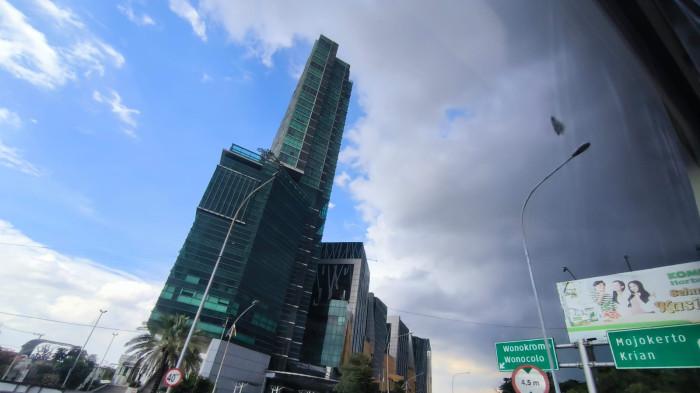 CUACA SURABAYA - BMKG Juanda prediksi cuaca Surabaya hari ini, Selasa 24 Maret 2025 cerah berawan.