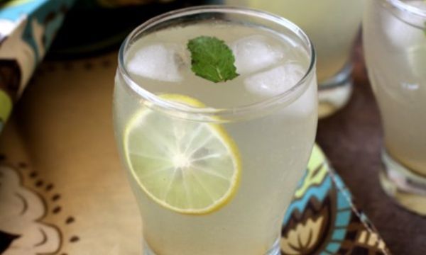 नरियाल पाणी शिकंजी