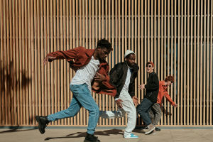 Balance Friendship and Time