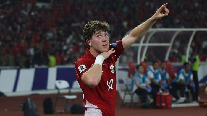 KUALIFIKASI PIALA DUNIA - Pesepak bola Timnas Indonesia Ole Romeny selebrasi usai mencetak gol melalui tendangan penalti saat melawan Timnas China pada Kualifikasi Piala Dunia 2026 zona Asia di Stadion Gelora Bung Karno (GBK) Jakarta, Kamis (5/6/2025).