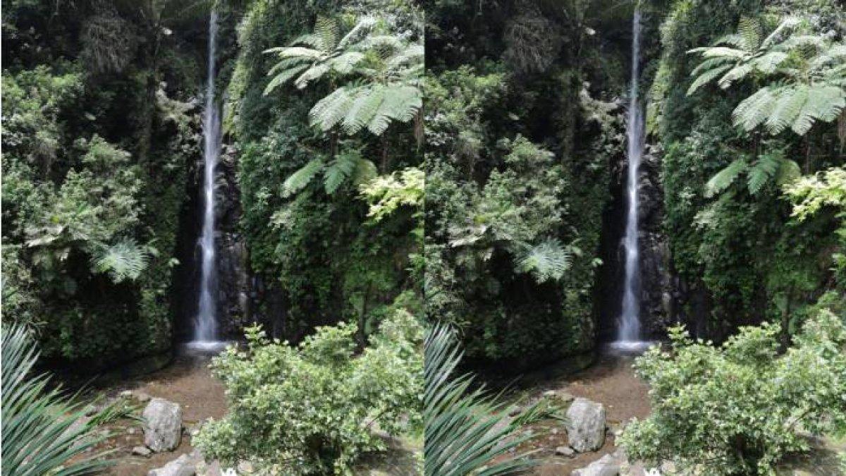 WISATA KARANGANYAR: Air Terjun Parang Ijo