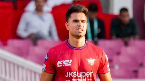 How do you feel when compared to your father Sachin? Arjun Tendulkar spoke from his heart