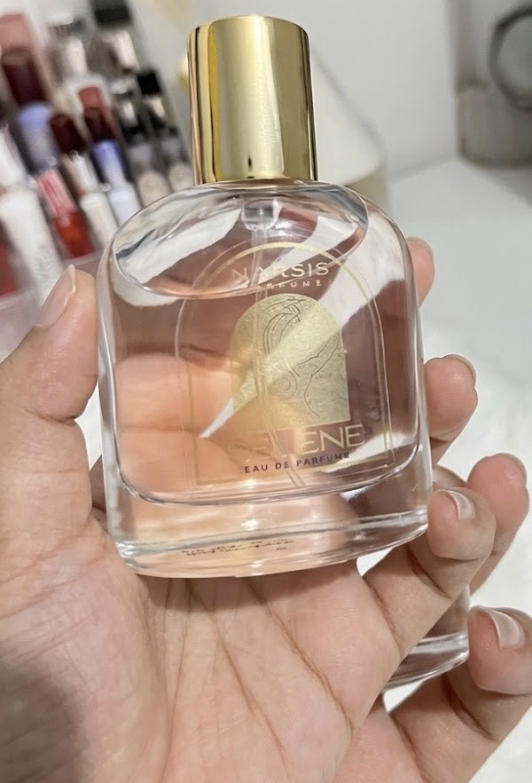 Eksplorasi Parfum Memikat