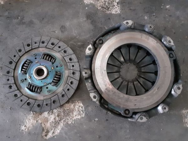 kampas kopling mengalami keausan