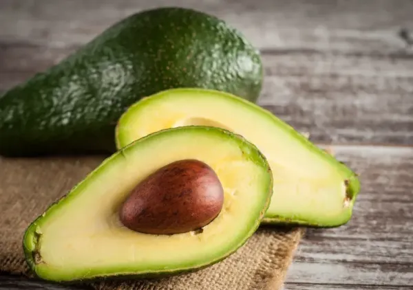 Konsumsi Alpukat hingga Kuning Telur Bantu Bakar Lemak Usai Lebaran