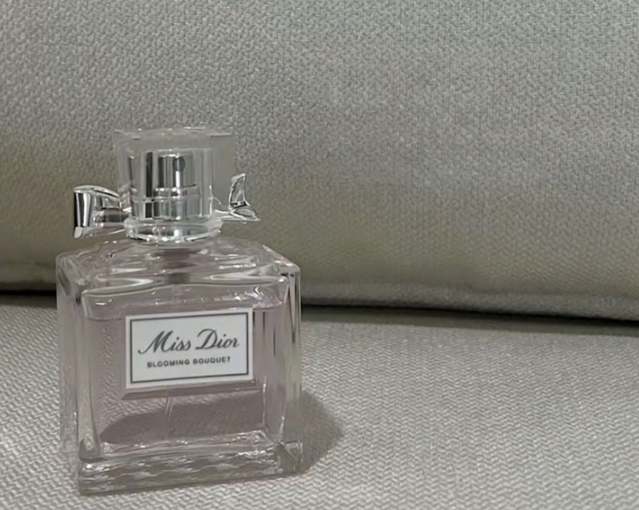 Xịt một lần, đổi vibe