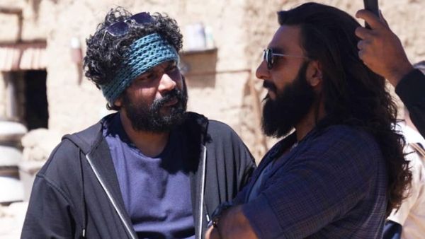 (Image Source: Twitter/@AdityaDharFilms)