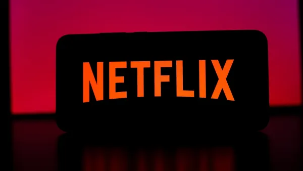Netflix must refund customers for price hikes, Italian court rules |  Mashable