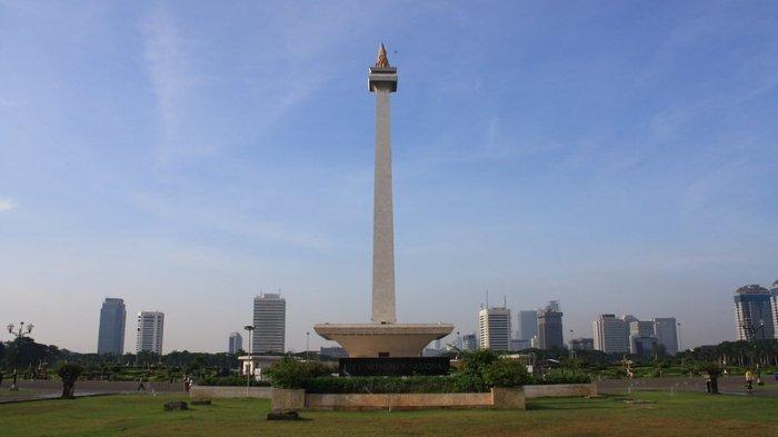Monumen Nasional (Monas) merupakan satu di antara tempat wisata populer di Jakarta Pusat.