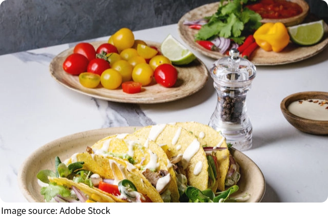 Bánh taco gà Adobo