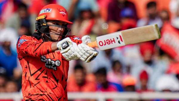 PBKS vs SRH: What did Abhishek Sharma do with his feet that he hit sixes? Hit half century in 18 balls