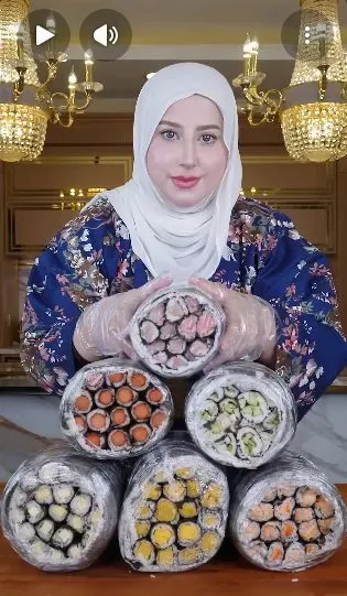 Tasyi Athasyia bikin sushi megalodon