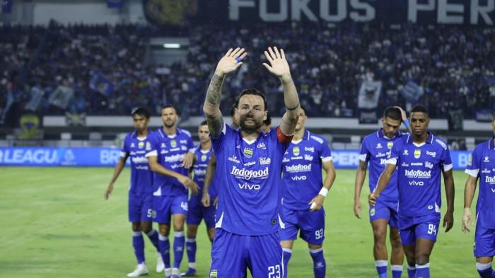 Kapten PERSIB, Marc Klok mengakui, kemenangan 3-2 atas Bali United pada laga pekan ke-27 Super League 2025/26 di Stadion Gelora Bandung Lautan Api (GBLA), Minggu 12 April 2026, diraih dengan perjuangan sangat berat.