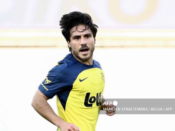 Kevin Mac Allister, bek Union Saint-Gilloise yang juga sepupu gelandang Persib Luciano Guaycochea, dipanggil timnas Argentina dan bakal setim dengan Lionel Messi.