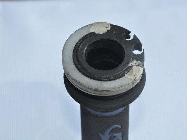 Ilustrasi selongsong gas motor