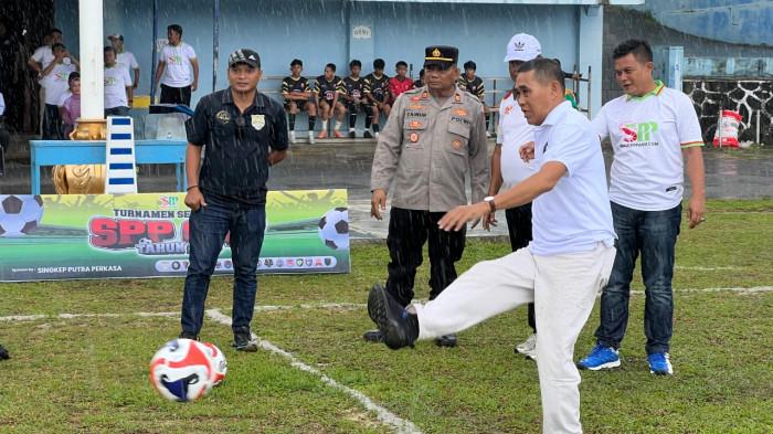 Spp cup Dabo Singkep tendangan pertama