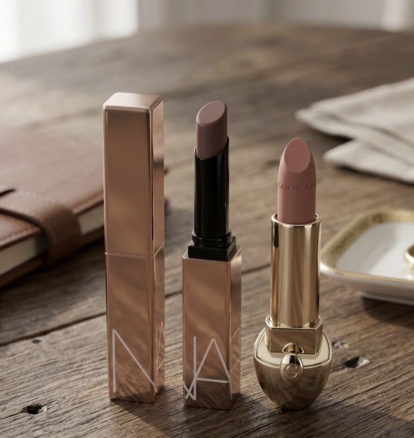 Brown Lipstick Mood!