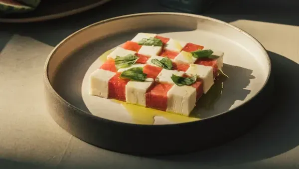 Kombinasi Makanan Nyeleneh Ini Rasanya Bikin Nagih