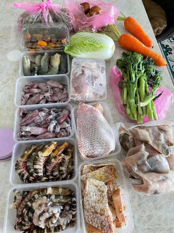 Hoang Huyen, 31 years old, Ho Chi Minh City prepares food for the maid who comes to cook on an hourly basis. Photo: Provided by the character