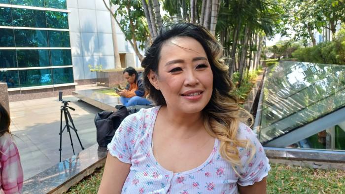 Penyanyi Pinkan Mambo ditemui di kawasan Tendean, Jakarta Selatan, Senin (31/7/2023).(Kompas.com/Cynthia Lova)