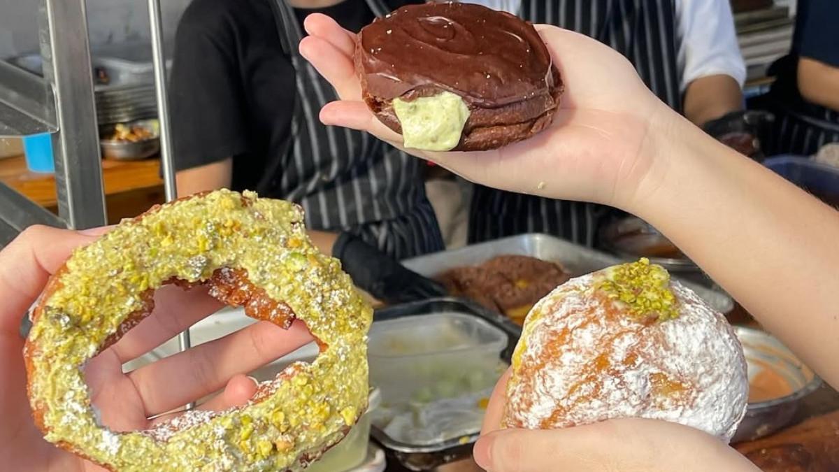 OO Donut, satu dessert viral di Blok M Jakarta Selatan yang wajib kamu coba.